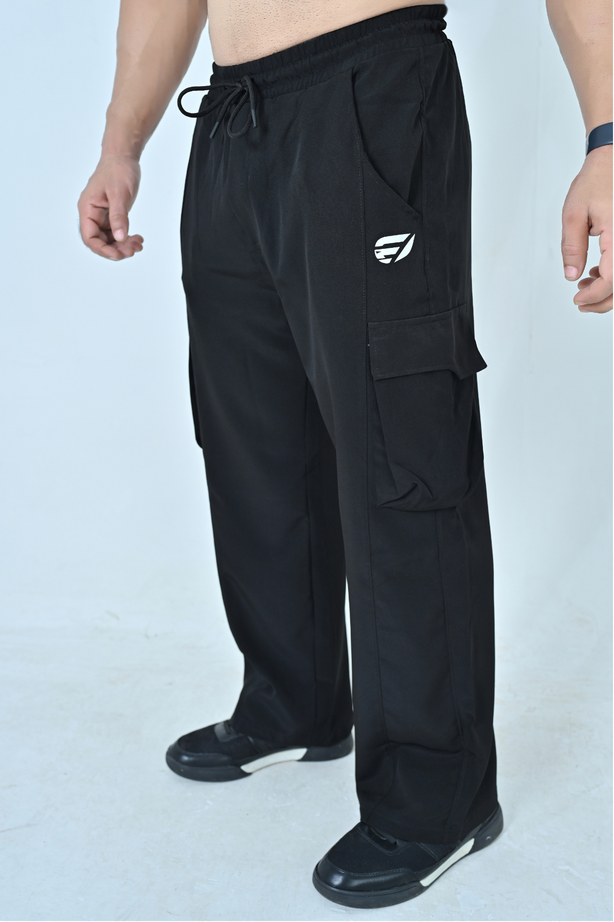 Endovar Goda Pockete Trousers For Men's - Black