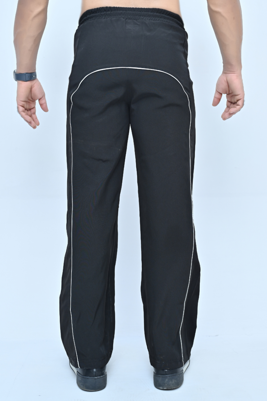 Endovar Pine Line Art Trousers For Men's - Black